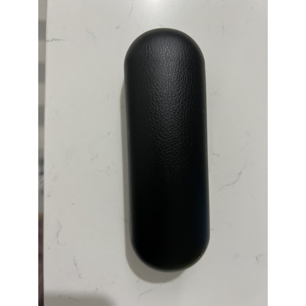 OAKLEY BLACK AUTHENTIC EYEWEAR EYEGLASSES GLASSES CASE ONLY Small Scratch Mark